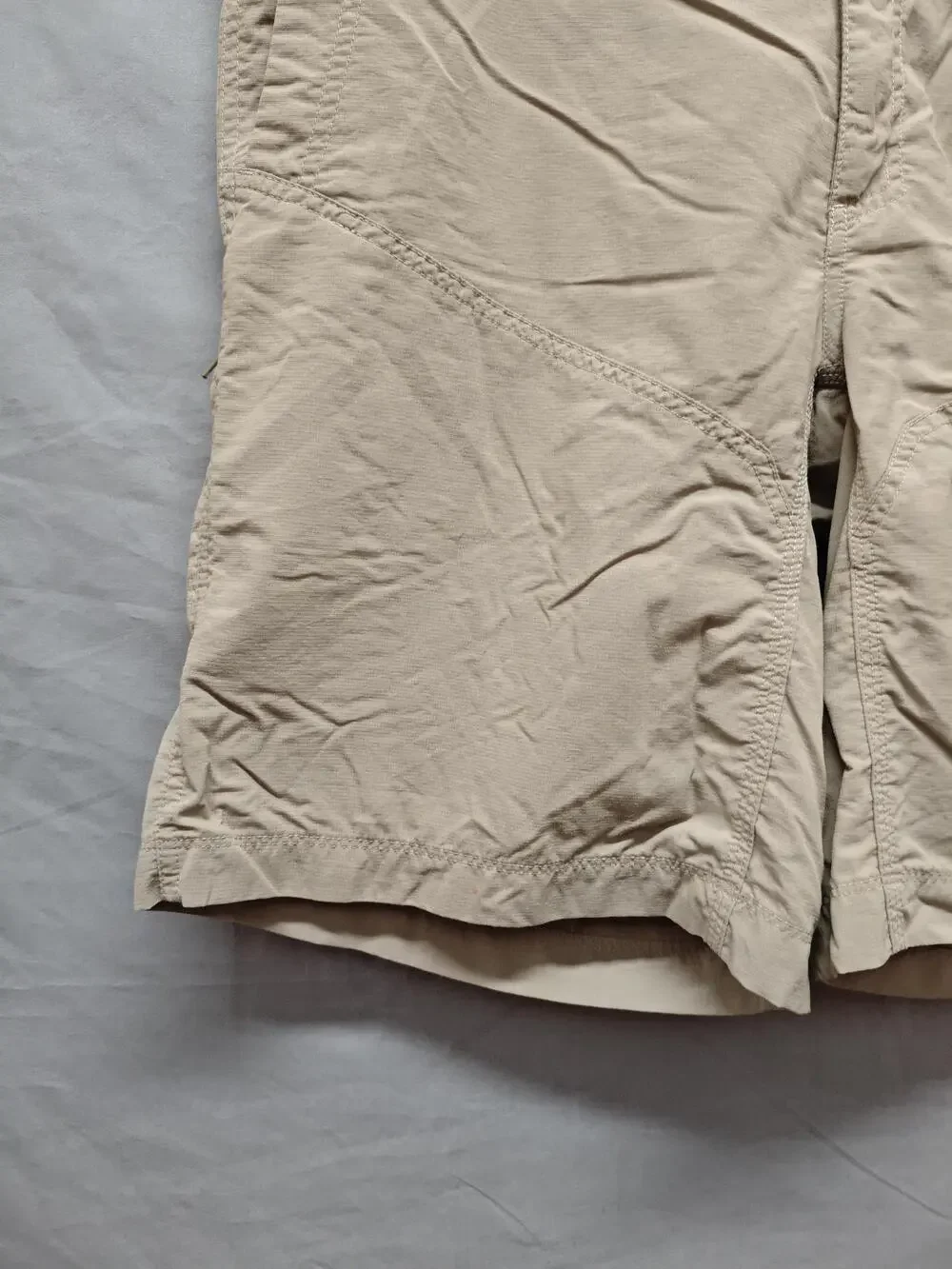 The North Face Shorts Mens 34 Khaki Nylon Hiking Quick Dry Cargo Pocket Outdoor